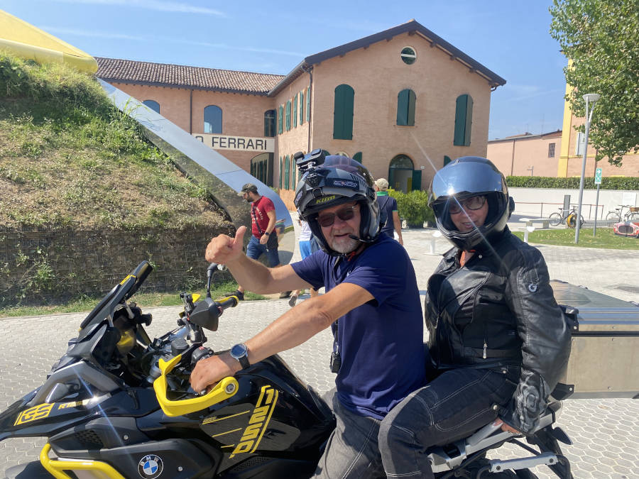 Rent a BMW R1250GS Adventure and ride - Tuscany Motorcycle Tours