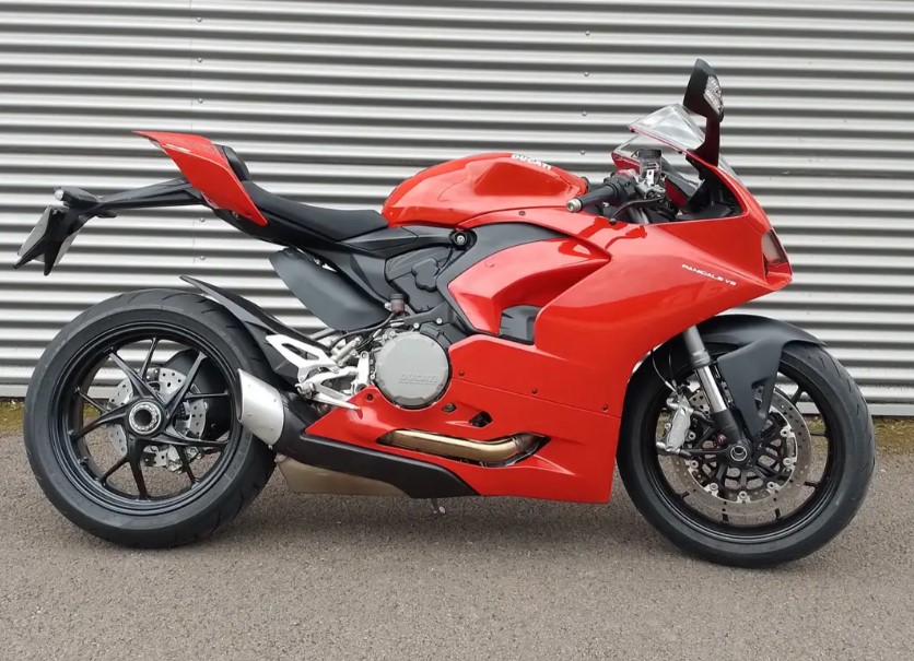 Ducati Panigale V2 Motorbike Rental Croatia