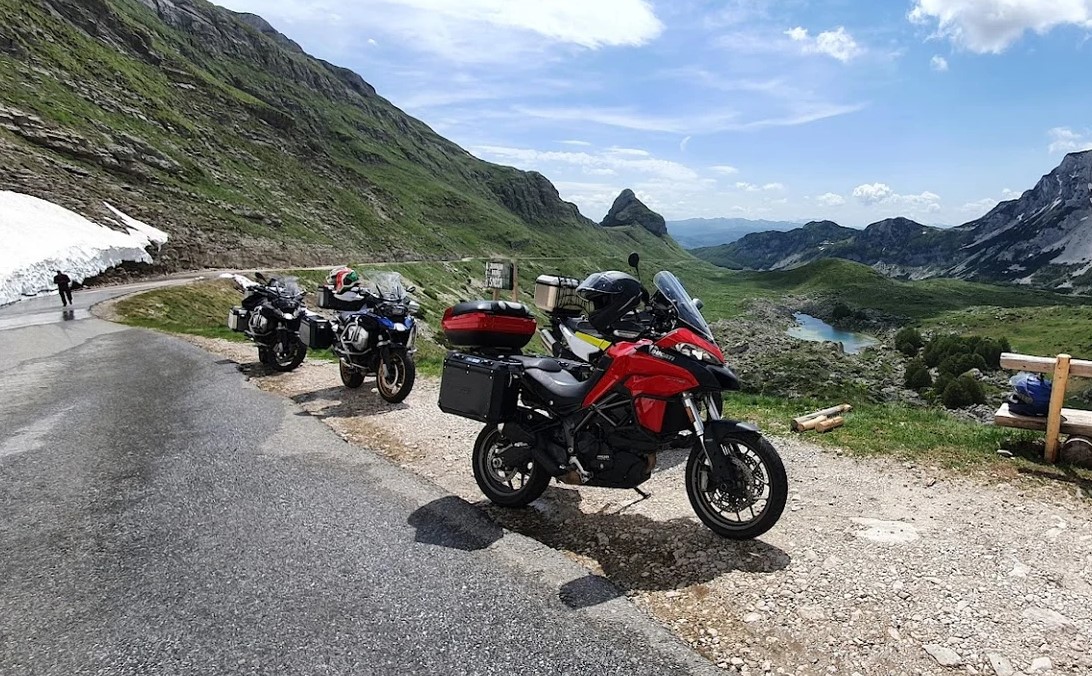 Durmitor moto tour Desmo Adventure